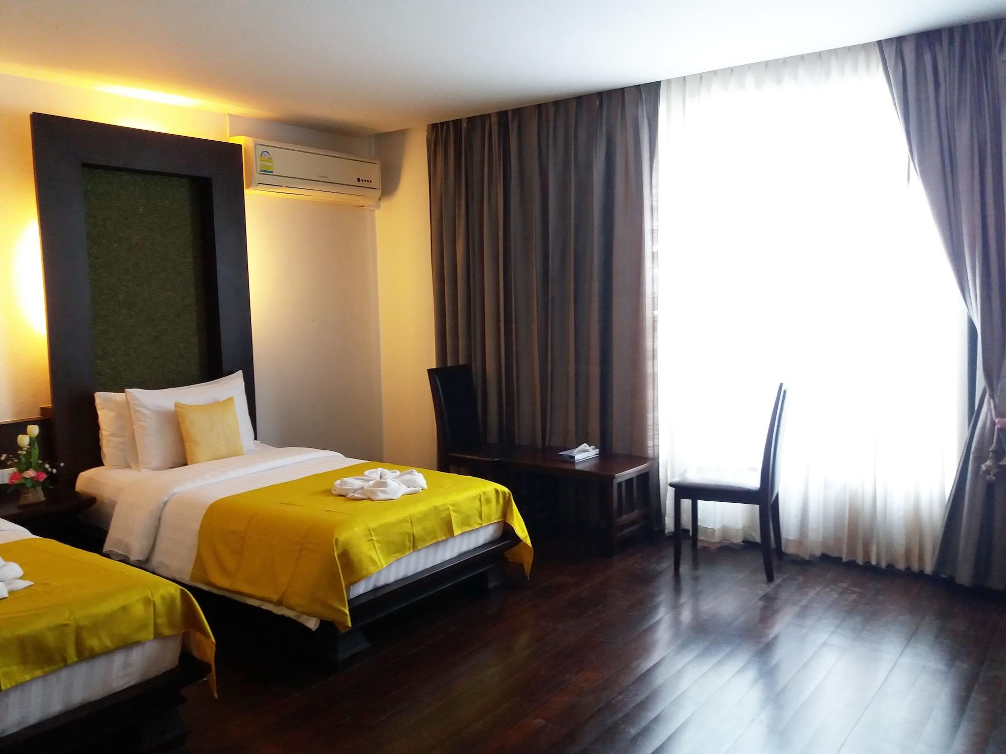 Nicha Suite Hua Hin Hotel Buitenkant foto