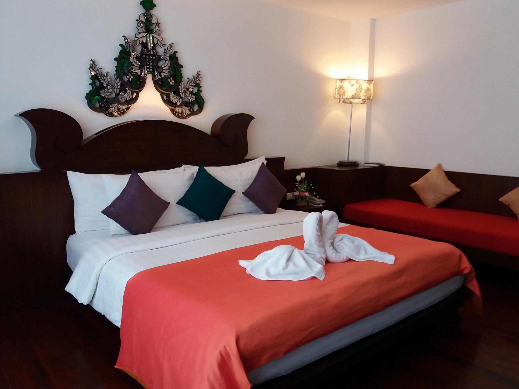 Nicha Suite Hua Hin Hotel Buitenkant foto