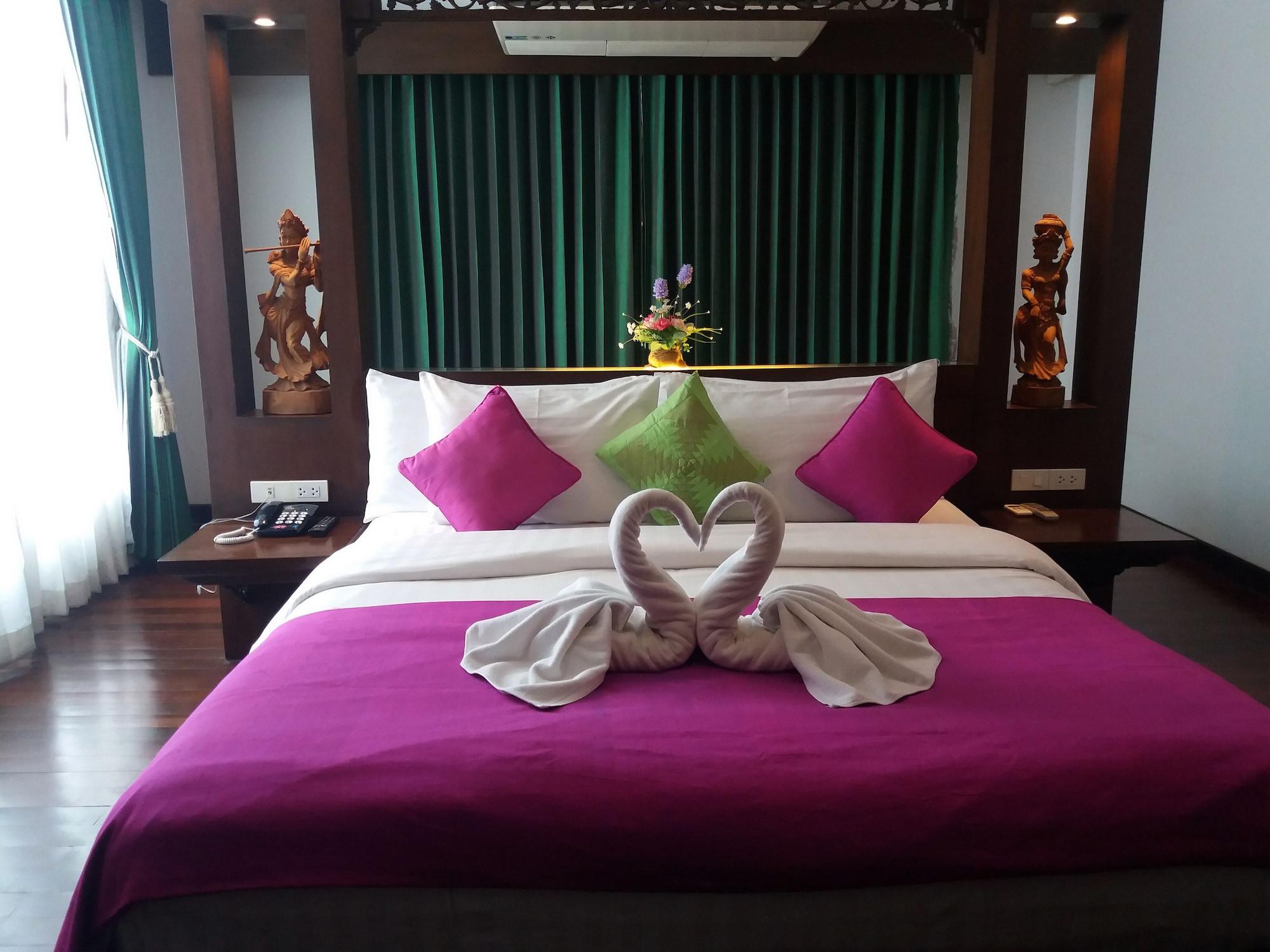 Nicha Suite Hua Hin Hotel Buitenkant foto