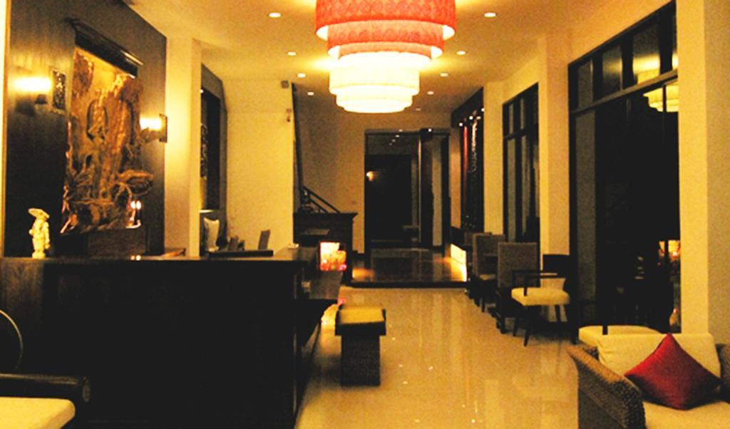 Nicha Suite Hua Hin Hotel Buitenkant foto