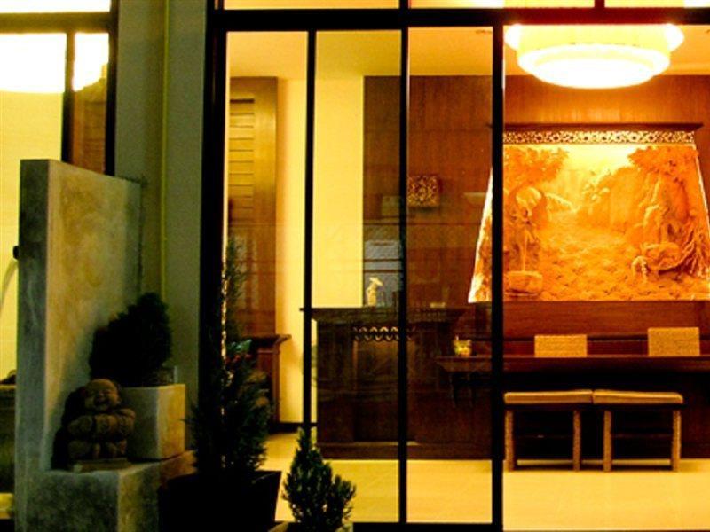 Nicha Suite Hua Hin Hotel Buitenkant foto